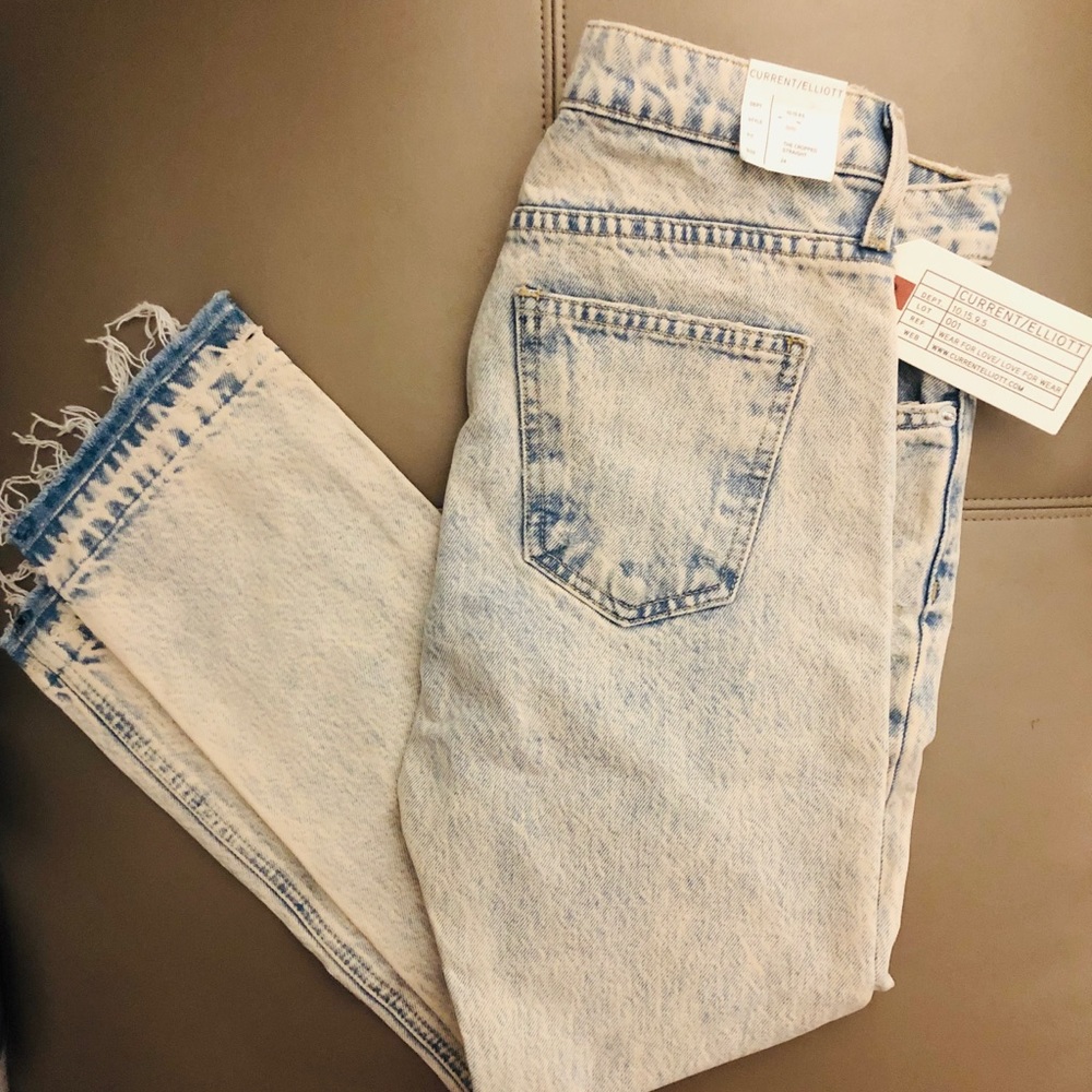 Current Elliott - Cropped Straight Leg Jeans